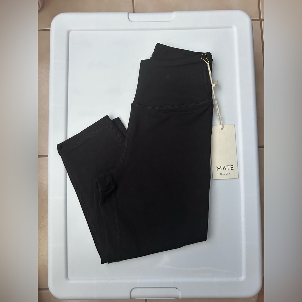 NWT Mate the Label Organic Stretch Capri Leggings